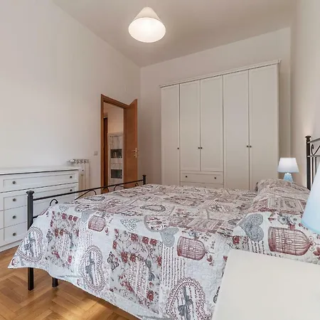 Apartamento San Pietro Lovely Flat *