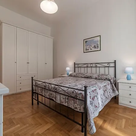 Apartamento San Pietro Lovely Flat *